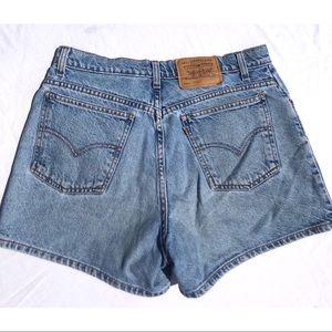 Levi’s High Waisted Denim Shorts 941